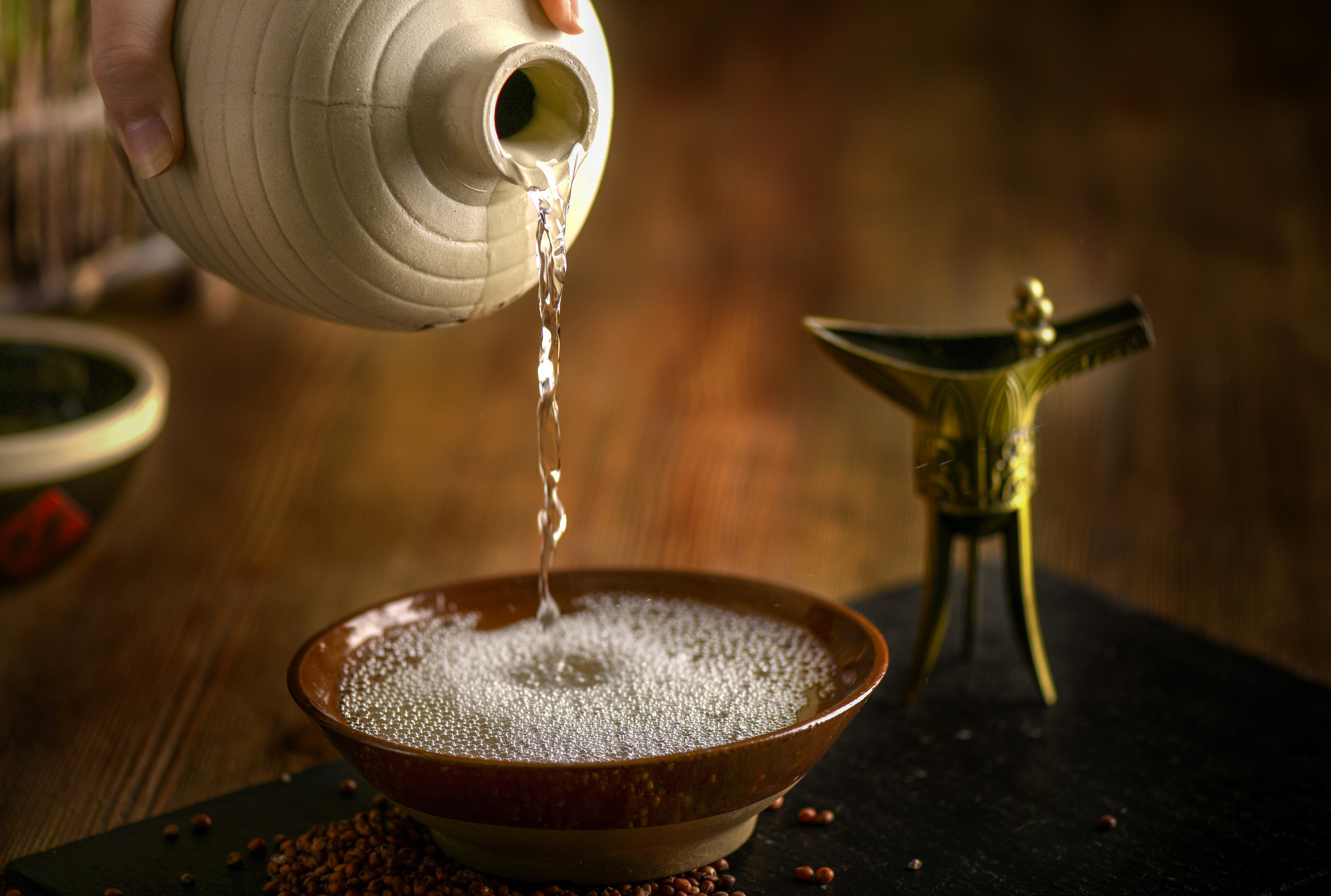 什么是酱香酒标准纯粮酱香酒,酱酒为什么是53度最好纯粮酱香酒