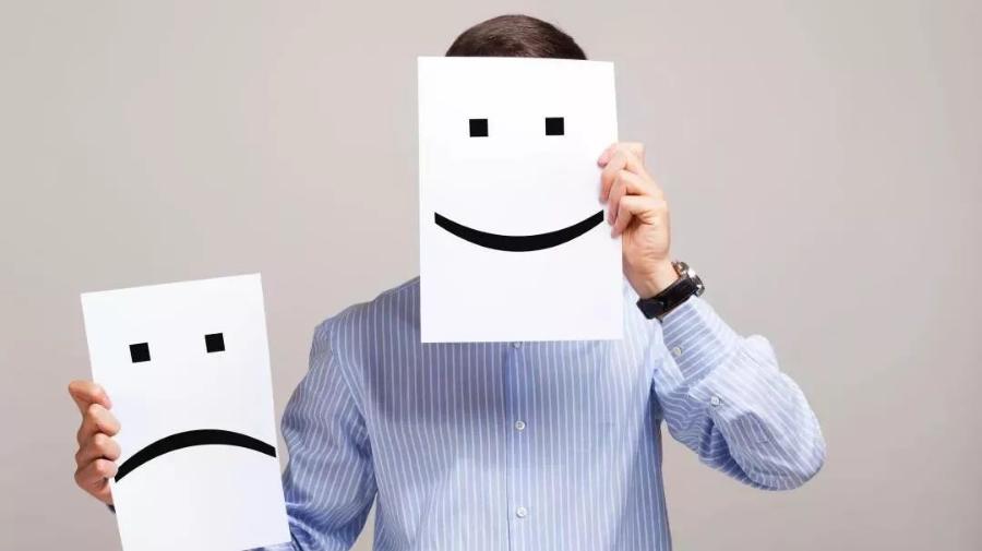 女性白发莫名增多？不要总认为是老了，或是体内缺乏这3种元素