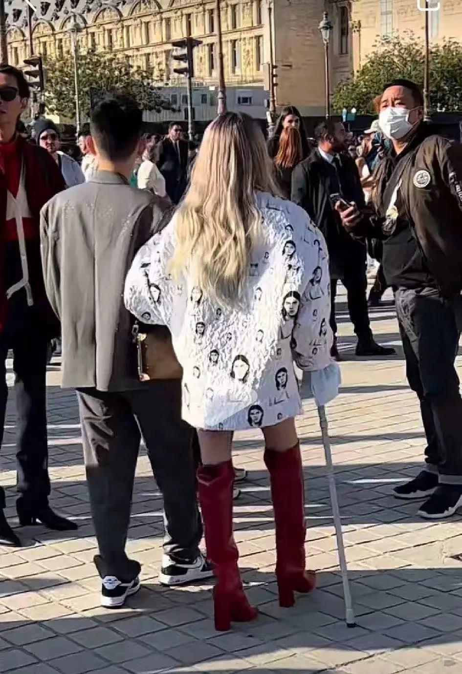 周杰伦萧亚轩同台合集,萧亚轩直播提到周杰伦