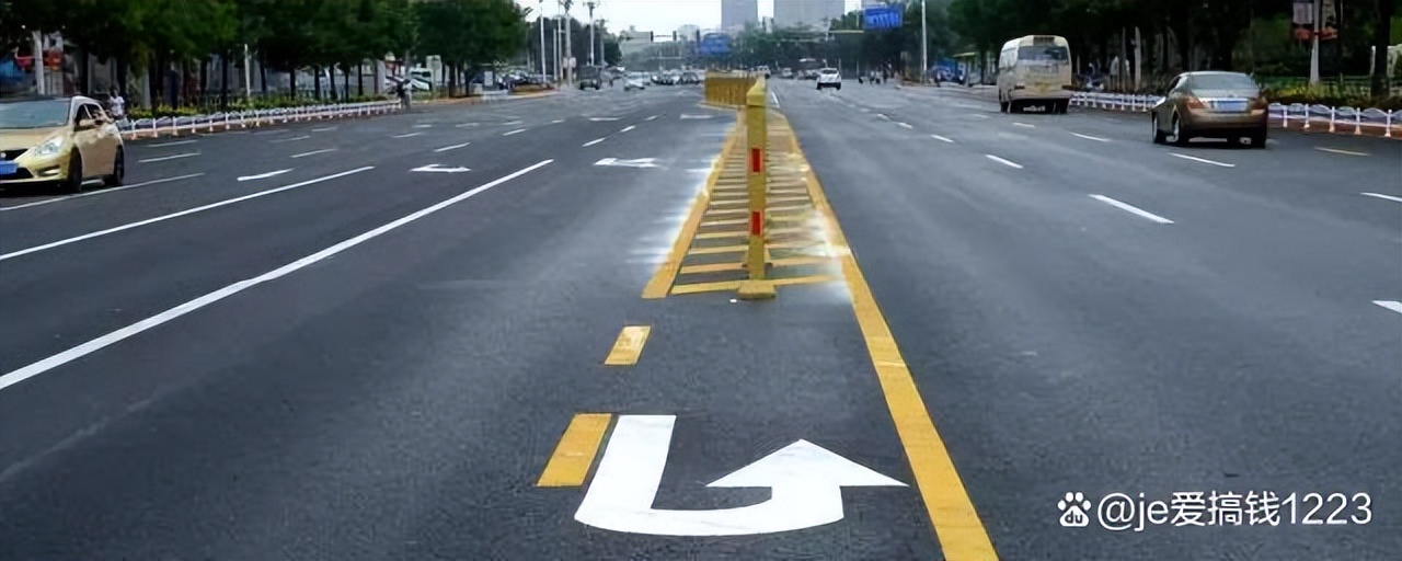 双黄线一边虚线是红灯可以掉头吗,掉头处双黄实线可以压线掉头吗