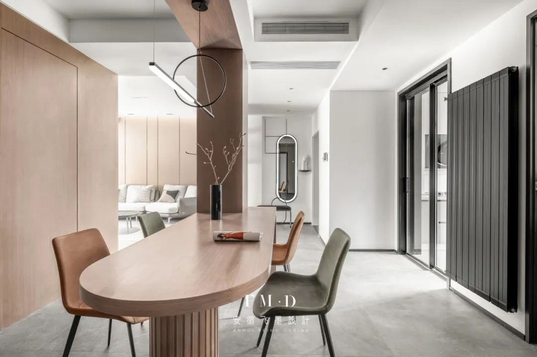 家里过道很长,家里有条长长的过道怎么设计