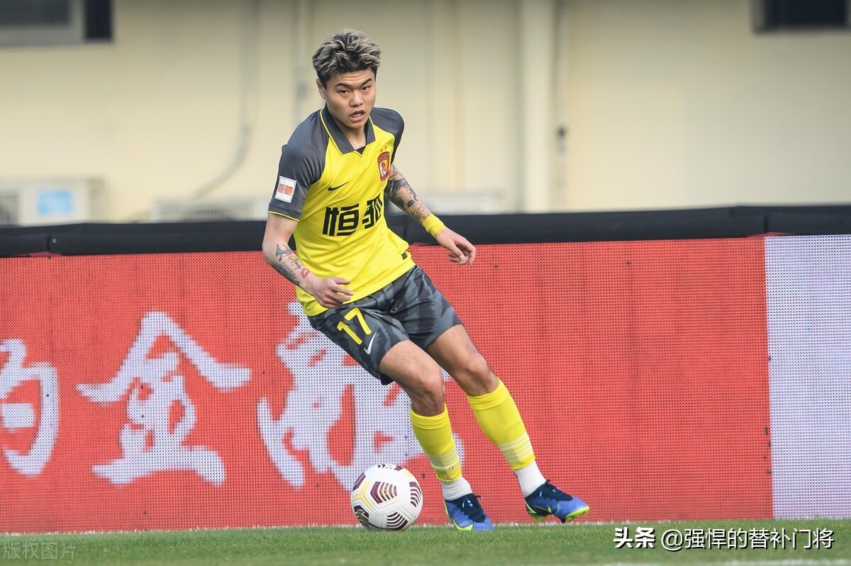 痛改前非！25岁海归前锋重返国足，2年前曾被教练“退货”