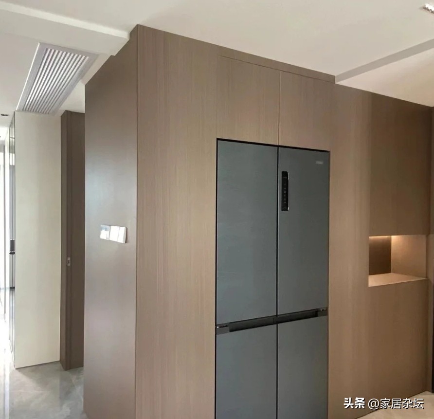 冰箱十字门好还是一字门好,十字门跟对开门冰箱哪个适合家用