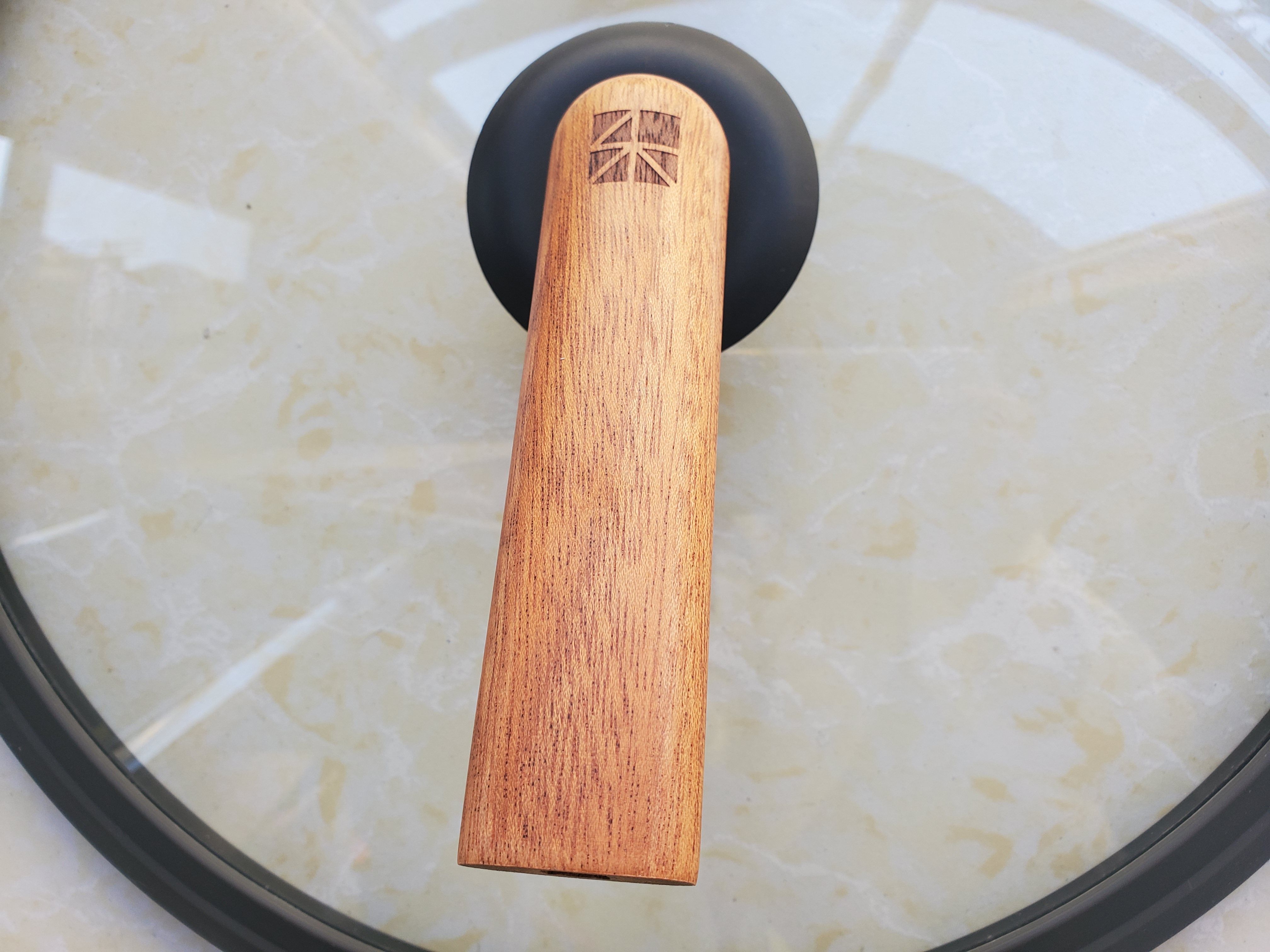 把“轻”和“防锈”做到了极致-三禾窒氮轻铁锅体验