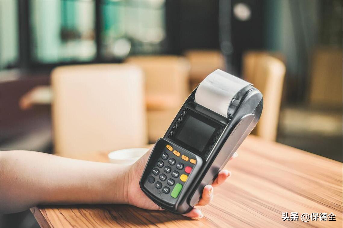 专家说存钱不花钱厚颜无耻,我们为什么要劝你存钱