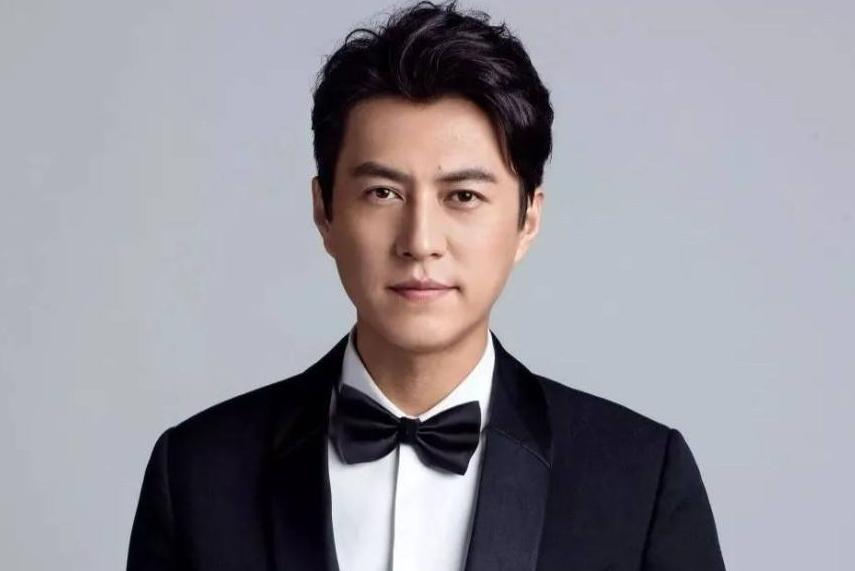 有种帅叫“中年大叔”！这6位大牌男星，越老越有男人味