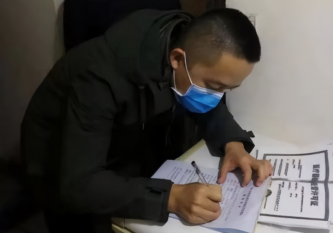 回顾：民警强上女孩后未受任何惩罚，原因是反抗不够激烈！