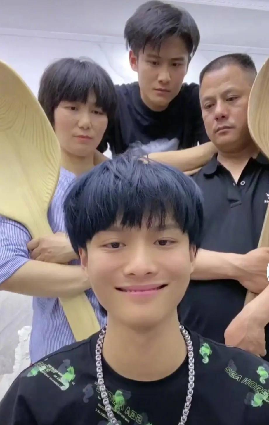 打假辛巴王海赚多少,打假辛巴的王海是谁