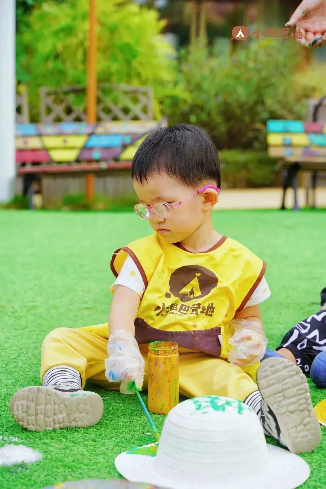 孩子上全托班的最佳年龄,幼儿刚上托班适合上什么课程