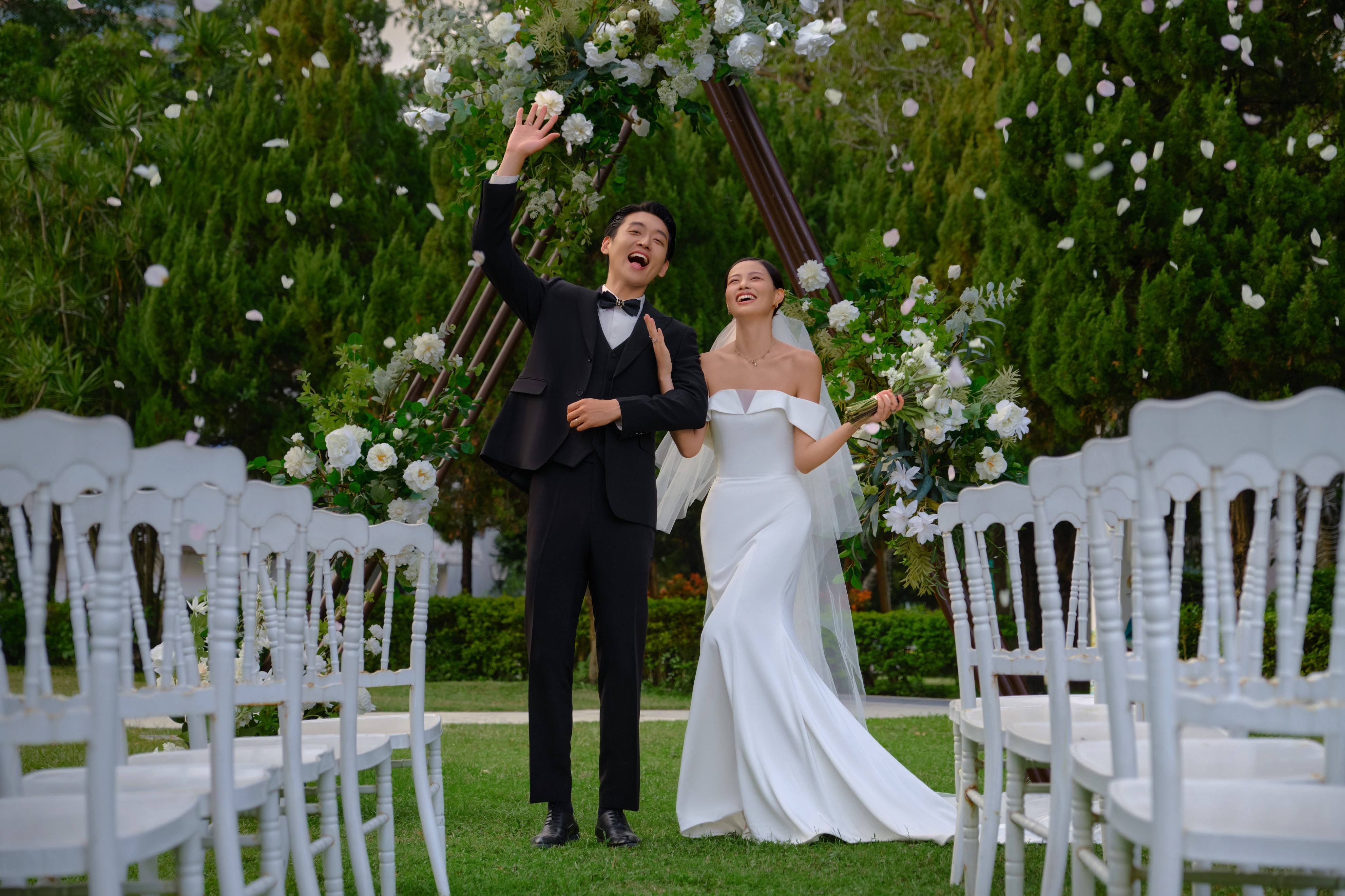 深圳荷兰花卉小镇婚纱照拍摄基地,深圳铂爵旅拍婚纱照怎么样