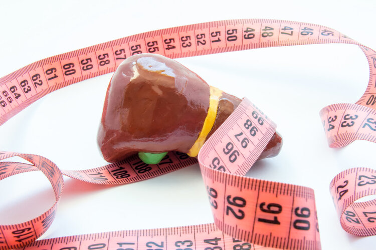 吃宵夜和饿肚子哪个危害大,吃宵夜和饿肚子睡觉哪个危害大