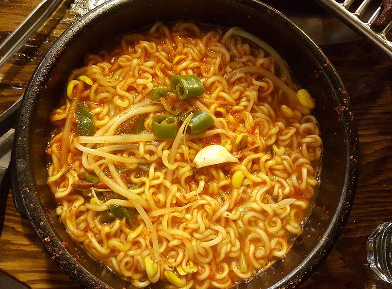 方便面吃多了容易致癌吗,方便面吃多会致癌吗