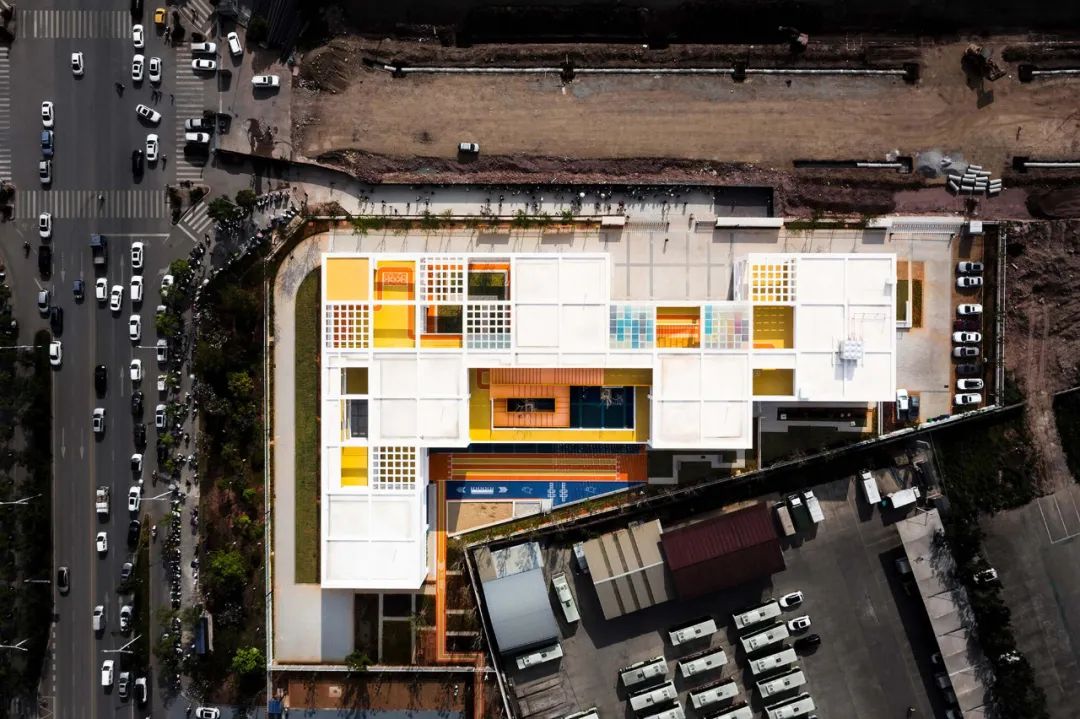 普洱市思茅区小凤凰幼儿园|孩子们自由探索的天地