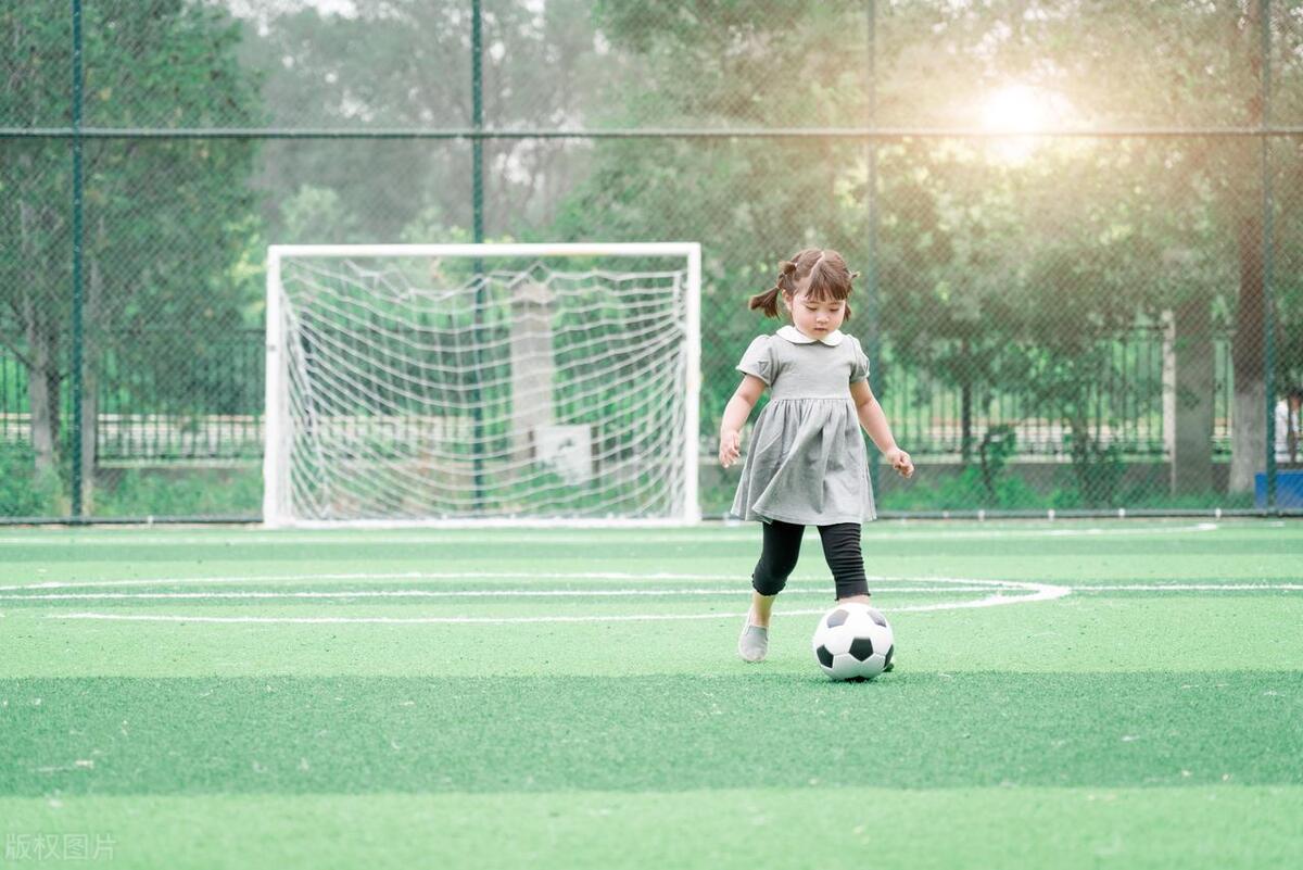 让乡村儿童享受足球,足球与乡村传统文化结合