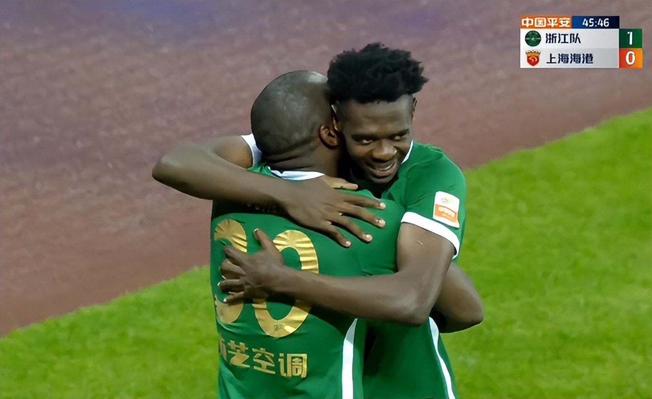 中超联赛扑救颜骏凌,颜骏凌对泰国开球