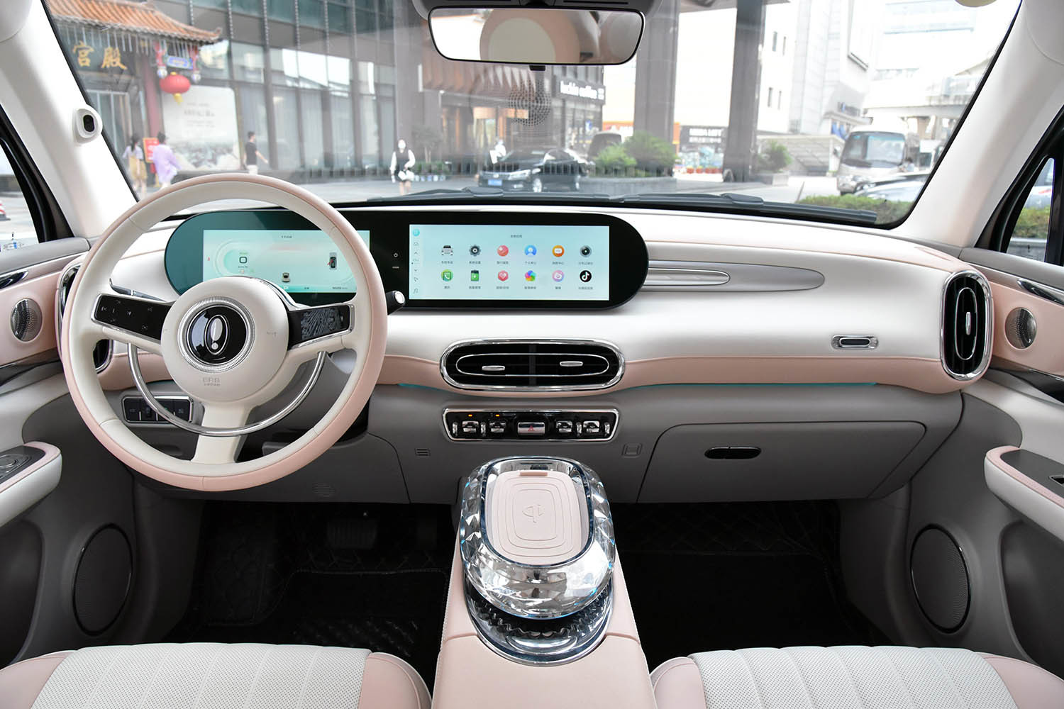 星越l智擎和比亚迪汉dmi,吉利星越和比亚迪汉dmi买哪个好