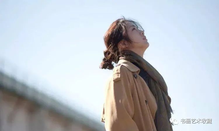 她连夜被封杀要坐牢了,她因耍大牌被封杀