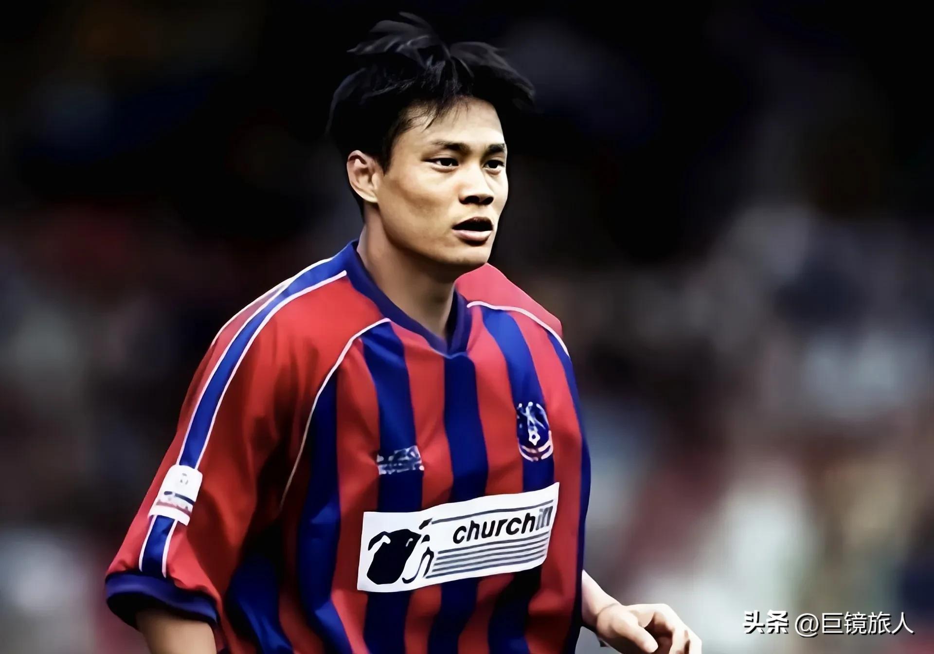 拉莫斯年轻时的惊天远射,历史最强后卫排名