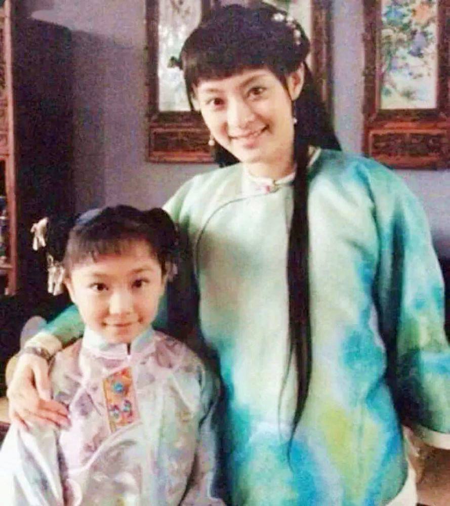 李冰冰姐妹花在娱乐圈打拼靠什么,李冰冰有多少财富