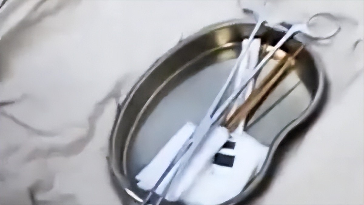 一别墅惊现非法手术室,深圳取缔一处非法代孕窝点