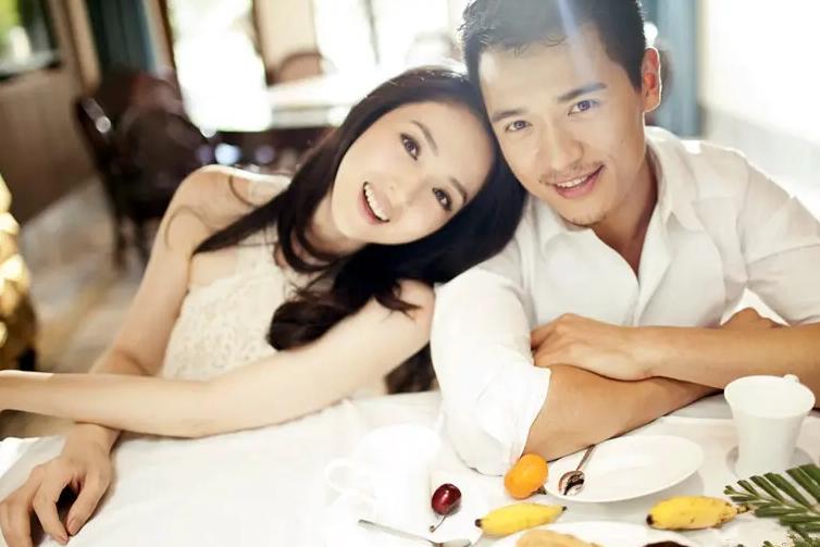 老婆总是刷小视频,女朋友老是被小视频误导