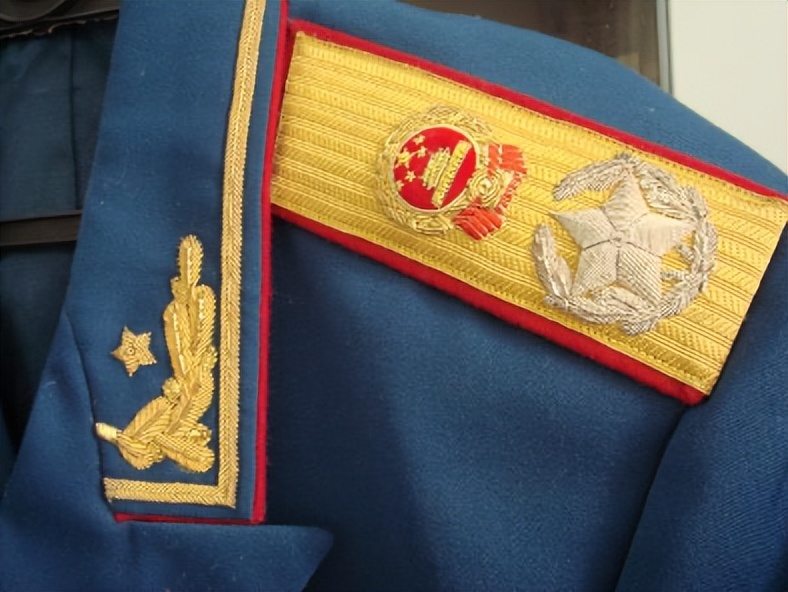 55式校官礼服全套,55式海军将军礼服