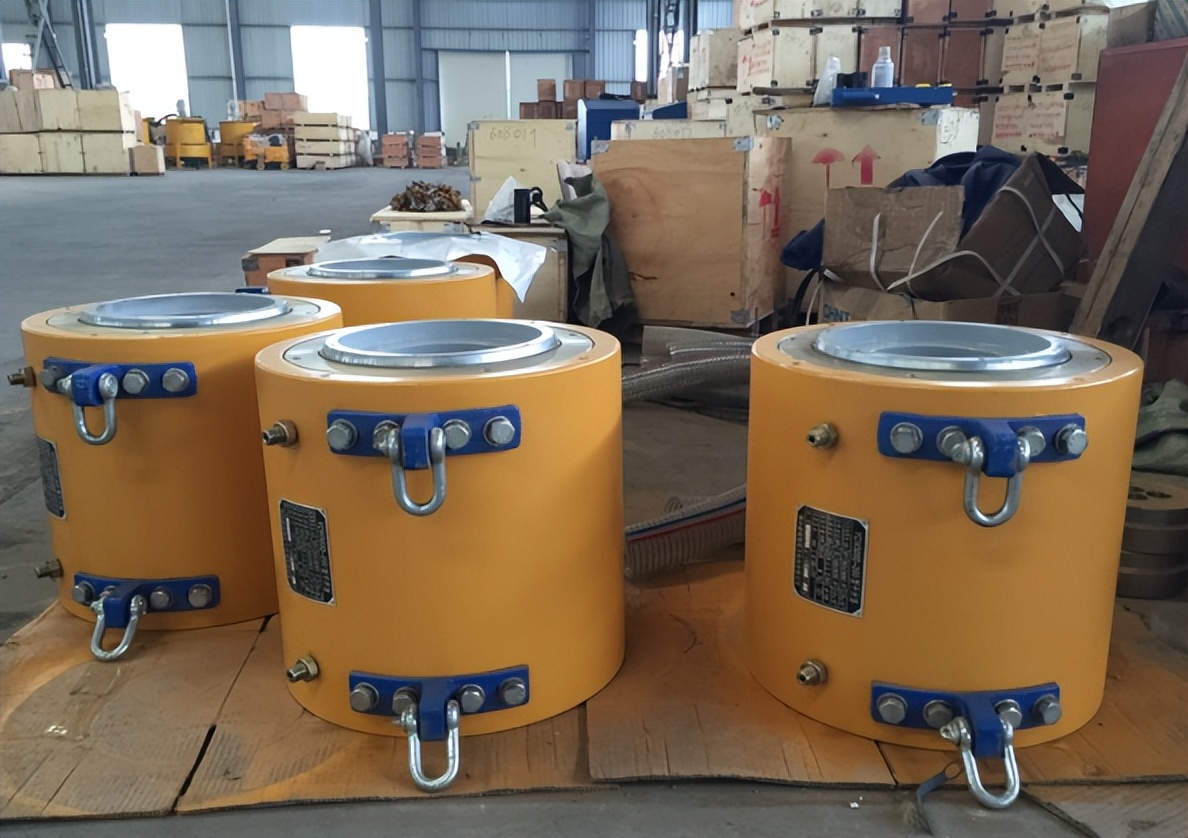 液压千斤顶冬天不好用怎么回事,液压千斤顶放车里安全吗