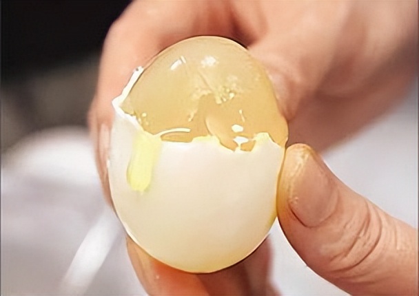 成本才1毛钱的人造鸡蛋别被骗了,人造鸡蛋会比普通鸡蛋便宜吗
