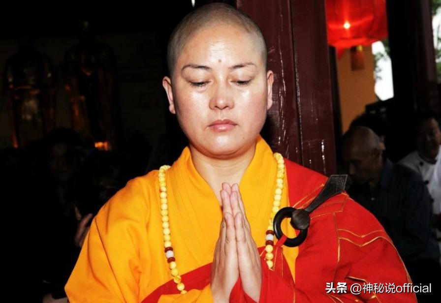 上海空姐出家,从空姐到出家为尼