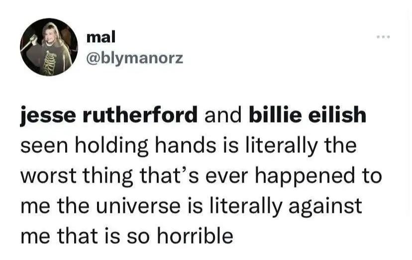 21岁天才唱作少女被曝光恋情！男友大十岁，粉丝：妹妹你图啥…