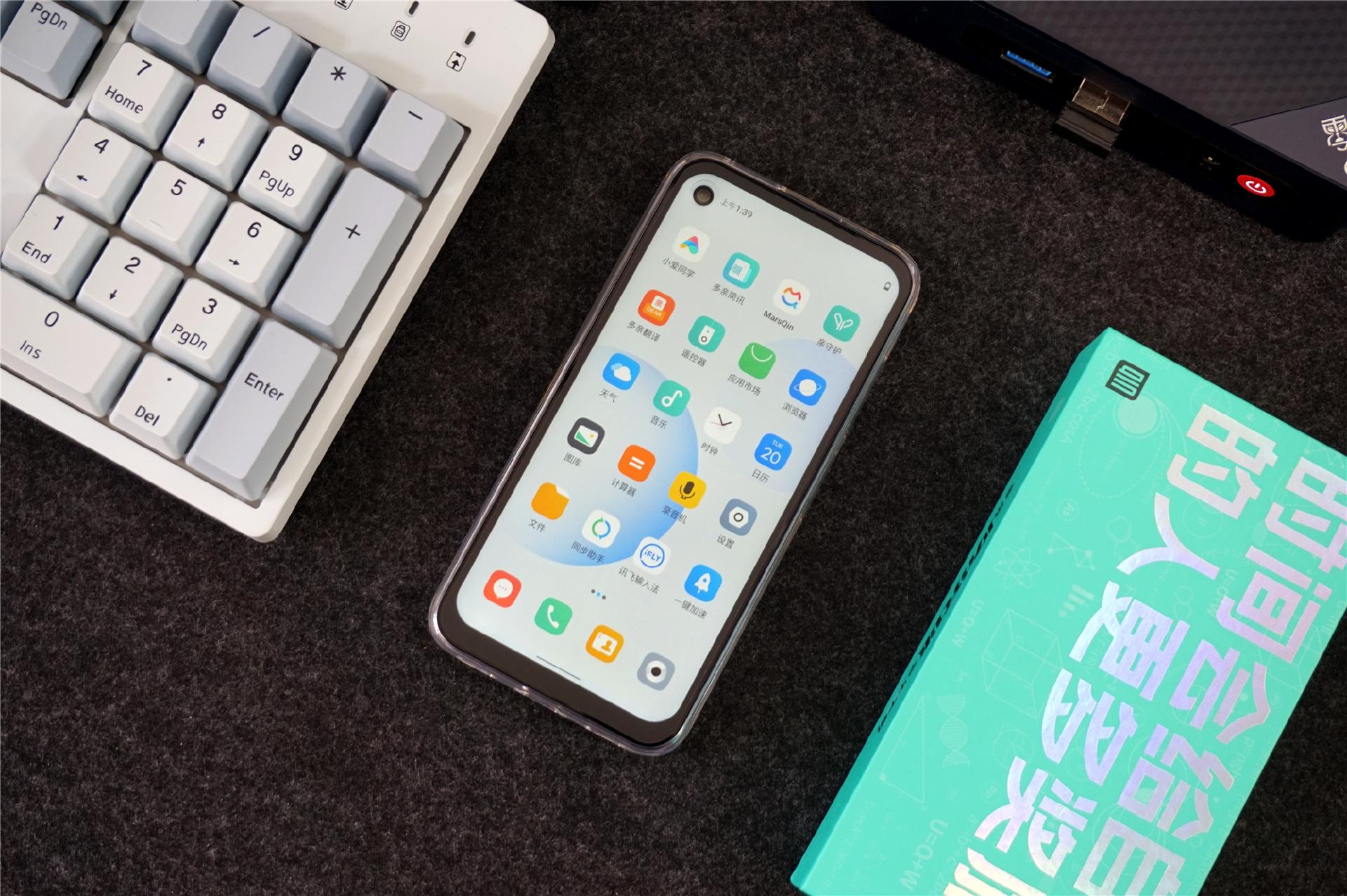 qin3ultra多亲ai精灵评测,多亲qin3ultramiui14稳定吗