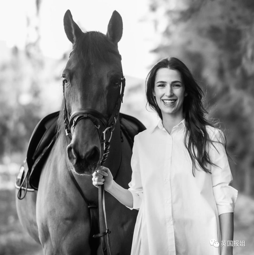 凯特王妃高级造型,凯特王妃穿蓝色格子英伦风