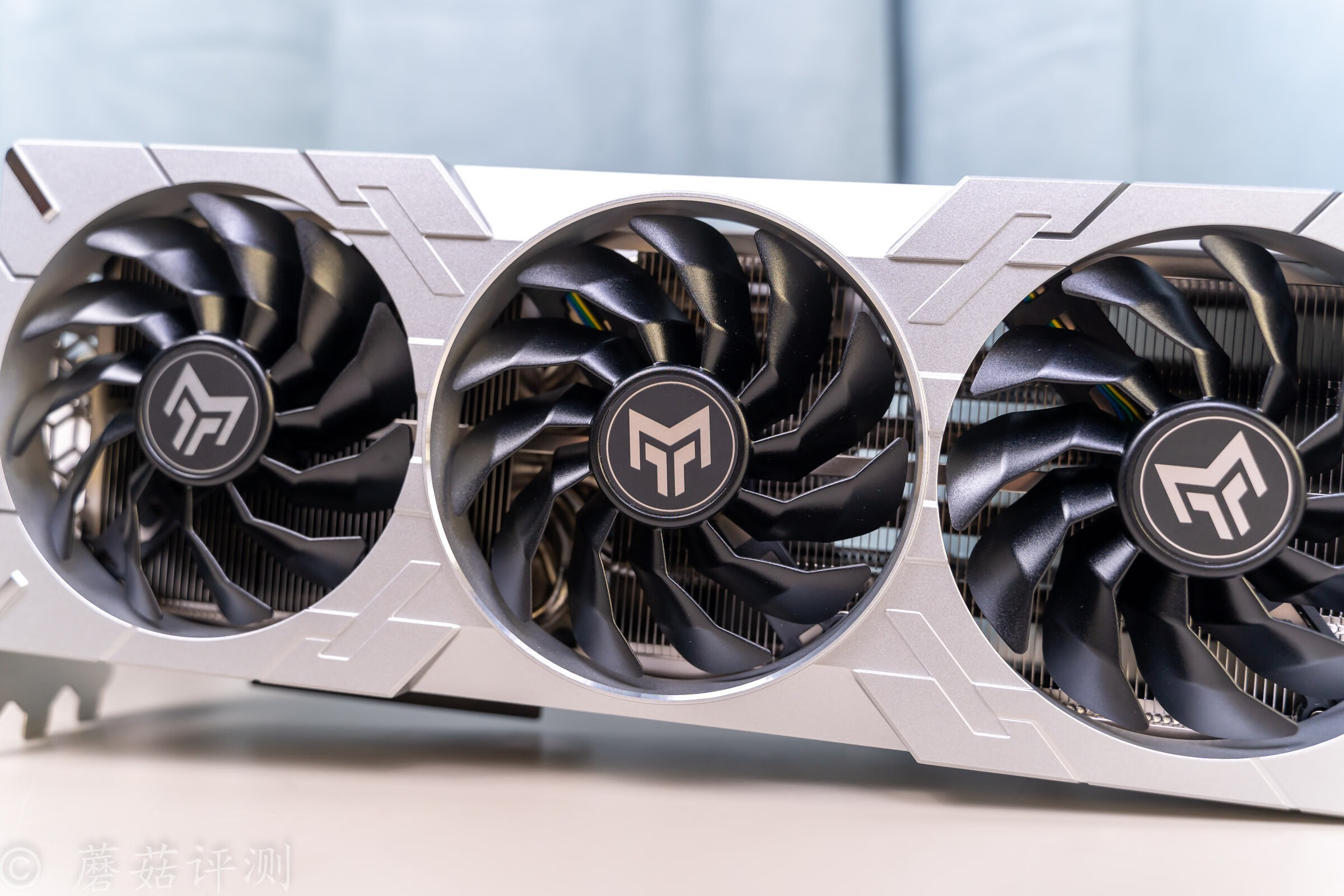 影驰geforcertx4090gamingxtrio,影驰3060金属大师显卡排名