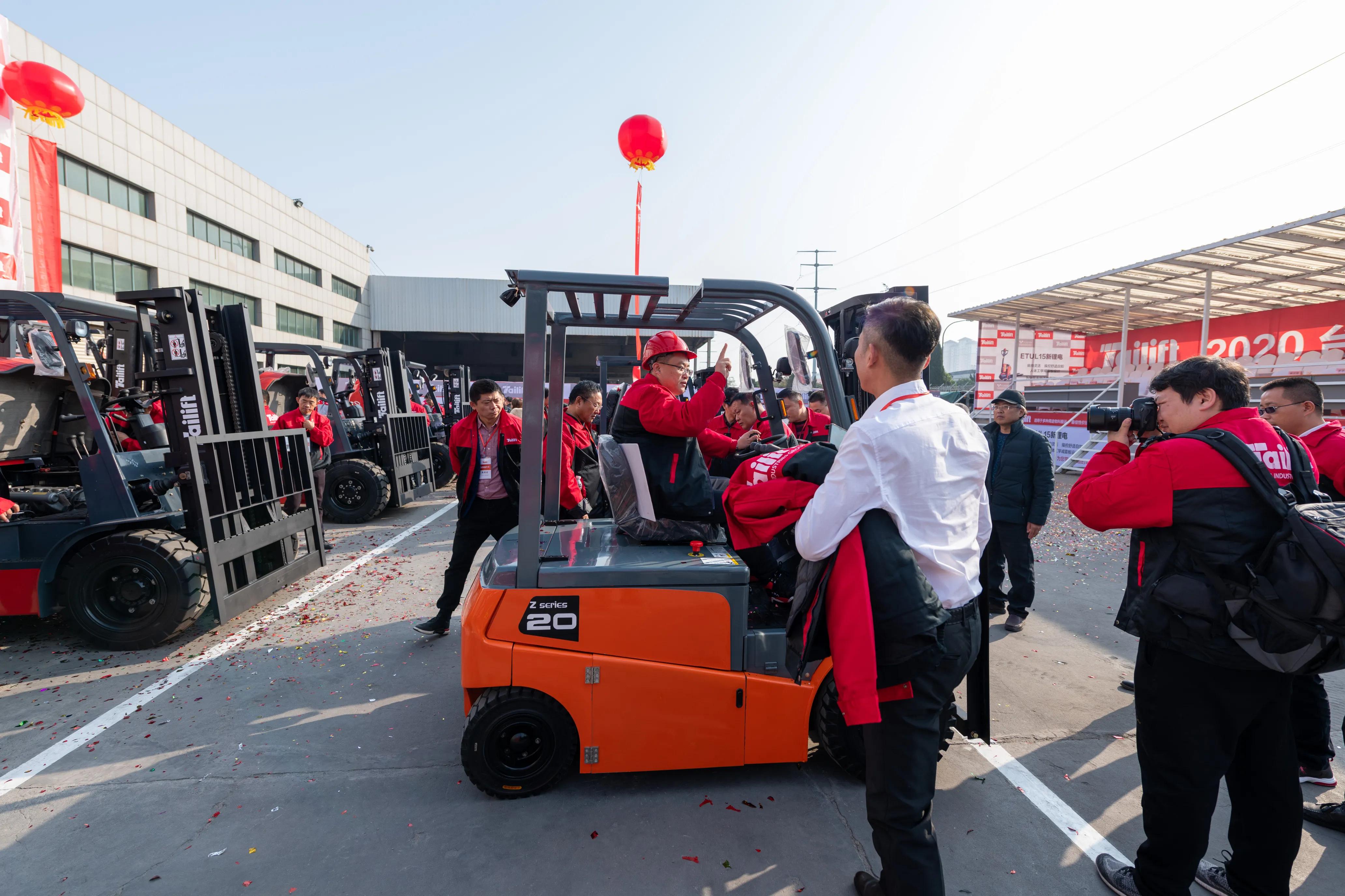 台励福锂电池型号,台励福2.5吨锂电配置