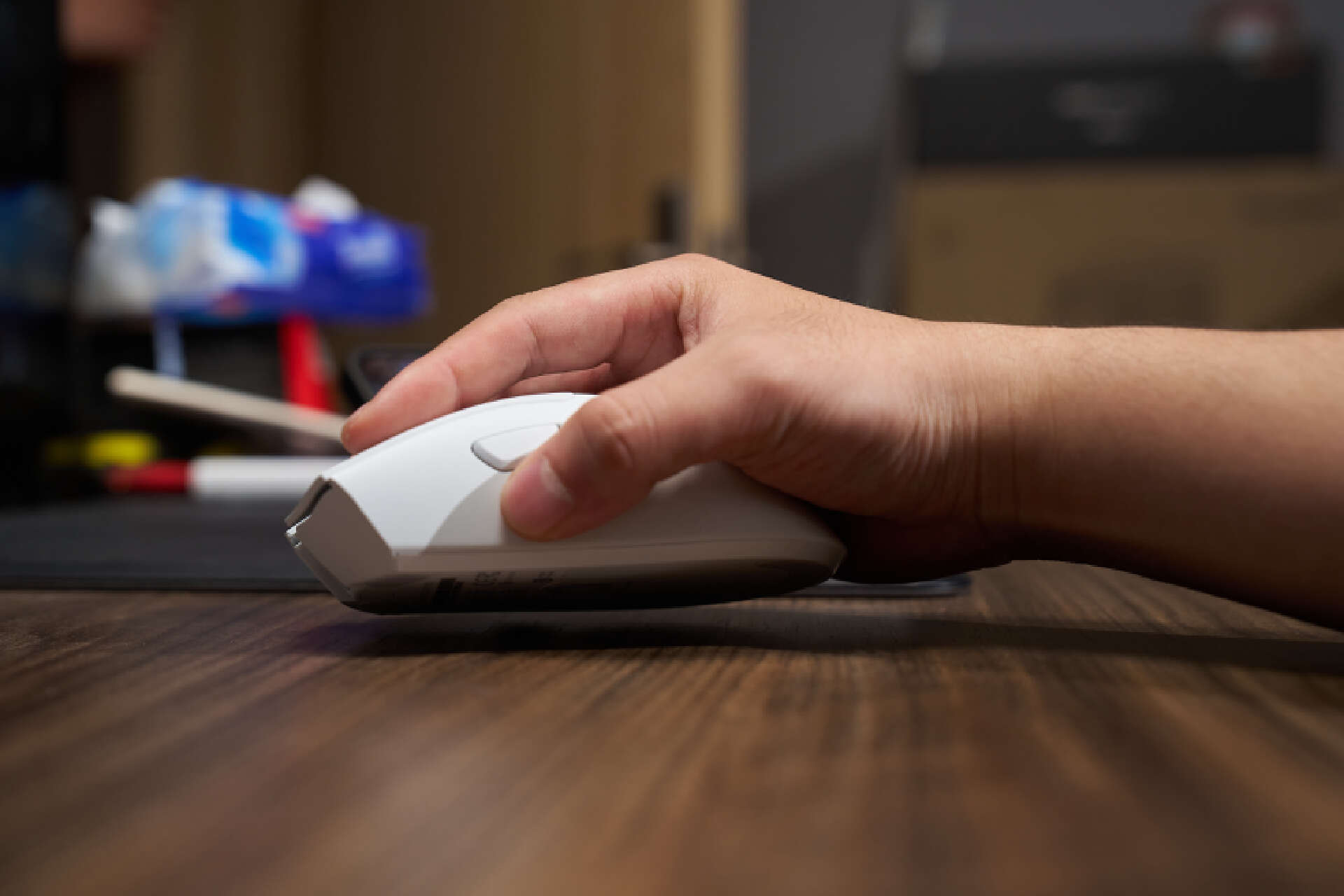 便宜鼠标和电竞鼠标外观对比,精选五款无线鼠标百元性价比之选