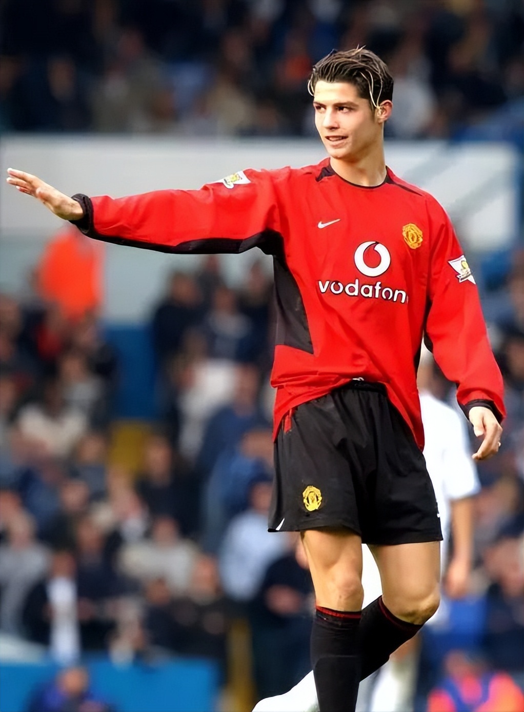 身价过亿的c罗也曾经来过,c罗被沙特签约2亿欧元是最高的吗