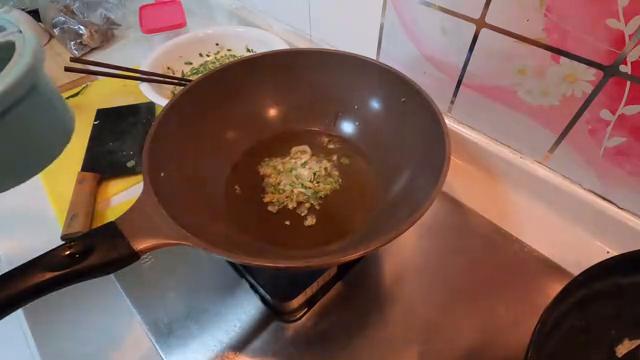 饺子就酒越喝越有配图,饺子就酒越喝越有是哪里的方言