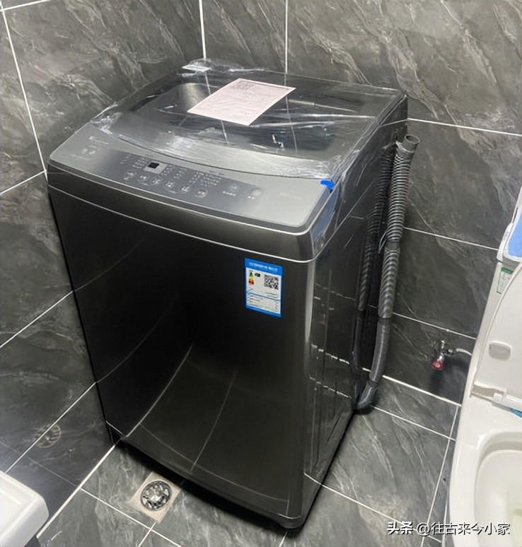 波轮洗衣机小天鹅还是松下好,小天鹅洗衣机波轮洗衣服会缠绕吗