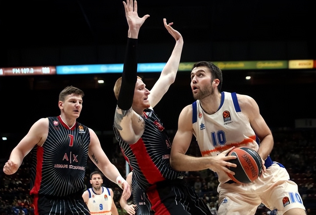 博洛尼亚负国米,博洛尼亚冲进欧冠区