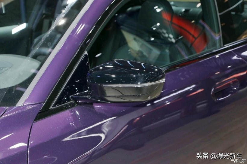 2022宝马2系两门轿跑车,2022款宝马2系225i曜夜版