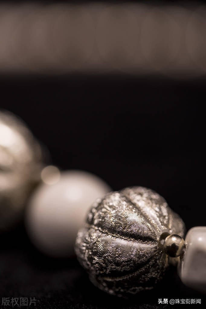 买首饰18k金好还是24k金好,买首饰18k是什么