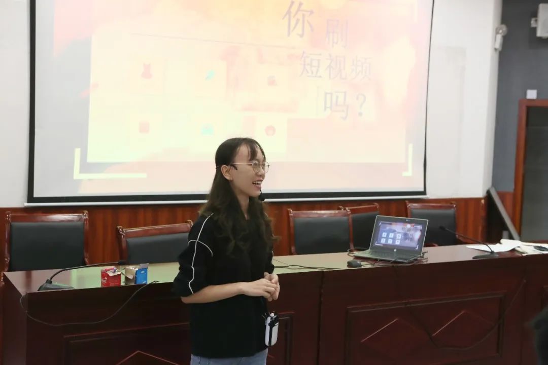 行知学术月丨聚焦核心素养，赋能“双新”课堂—重庆市育才中学校