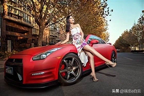 吸引女人主动追你的技巧,追女人三招让女人招架不住