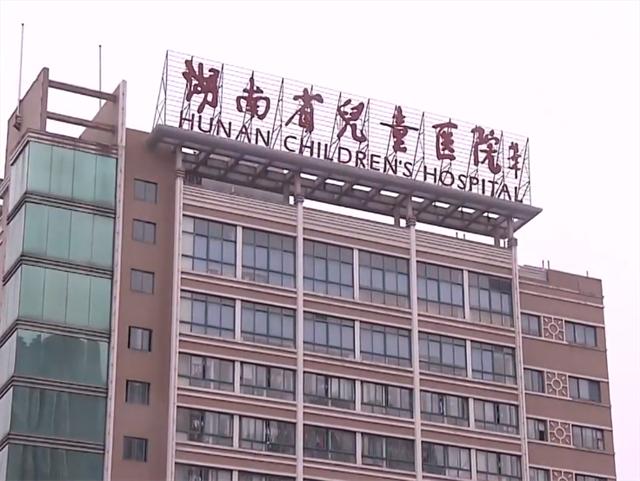 儿媳10年不孕后来生了双胞胎,儿媳结婚两年不孕婆婆怎么办