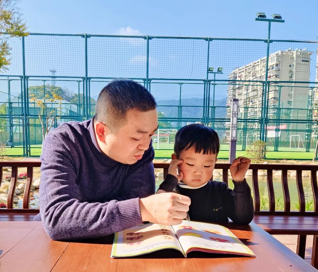 书香为伴悦享美好时光舞蹈,书香为伴悦享美好时光视频