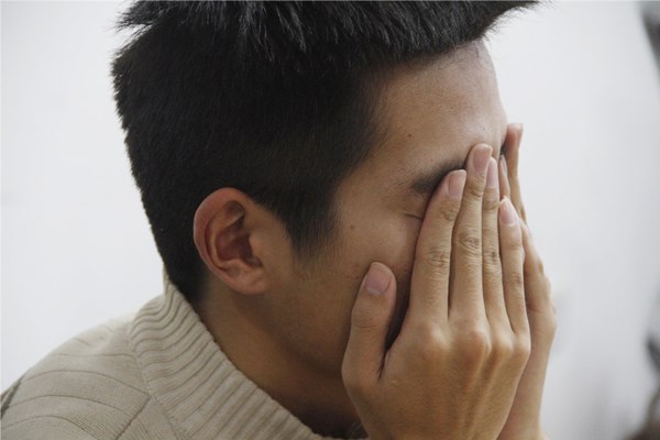 成年男性缺乏雄性激素,男性缺乏雄性激素有什么症状