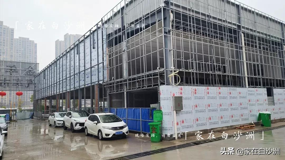 棚子天花板，主力店已开业，这效果满意吗？