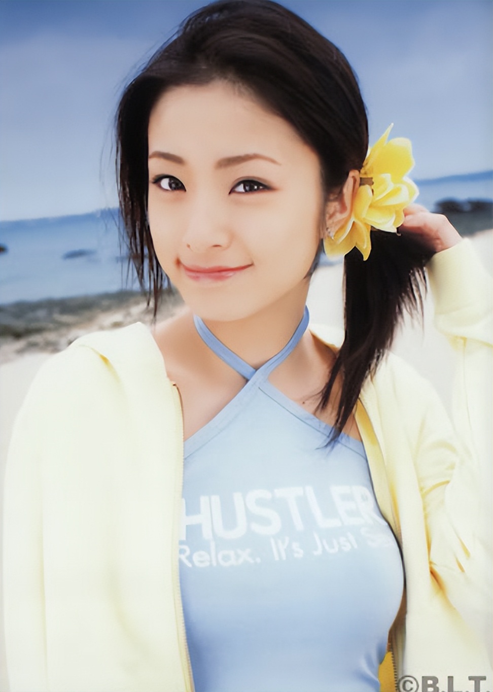 日系三线女星高清写真图,日本十大女神级女星面部特写