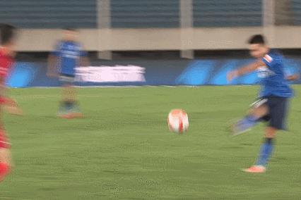 刘洋中超首球吉尔破门,刘洋鲁能泰山赛后