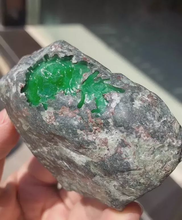 翡翠都有什么样的,什么才是真正的蓝水翡翠